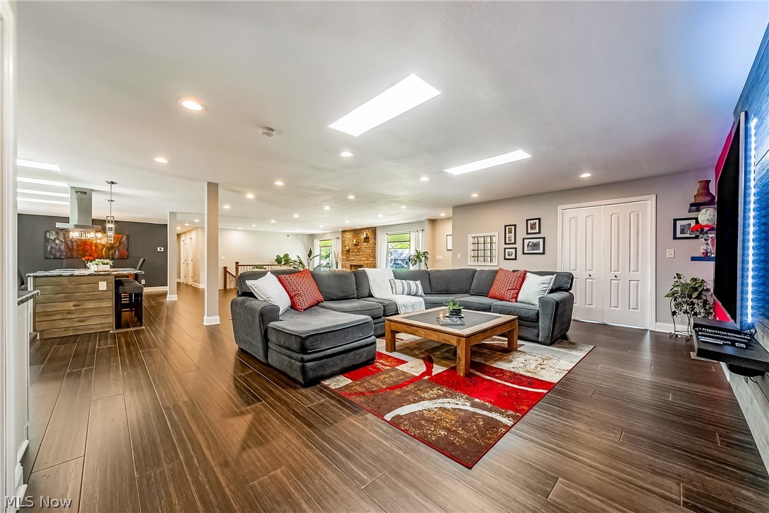 26105 Westwood Road Westlake OH 44145