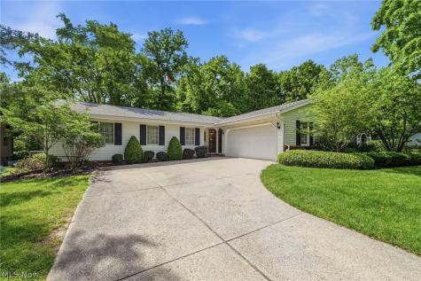 992 Fireside Drive Brunswick OH 44212
