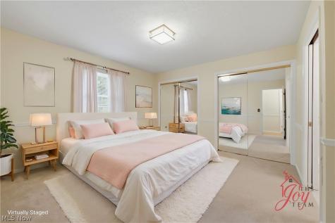992 Fireside Drive Brunswick OH 44212