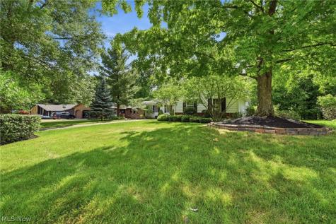 992 Fireside Drive Brunswick OH 44212