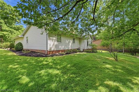 992 Fireside Drive Brunswick OH 44212