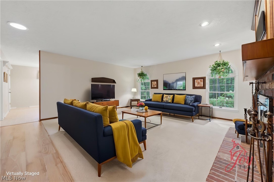 992 Fireside Drive Brunswick OH 44212