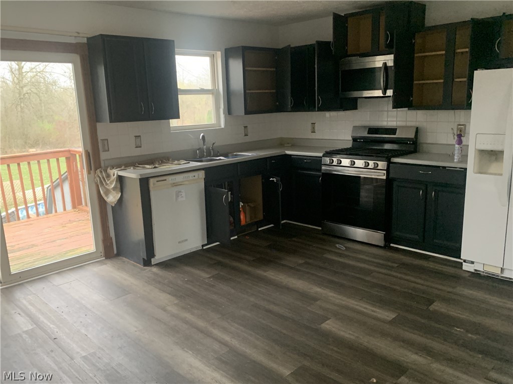 238 Raymond Avenue NW Warren OH 44483