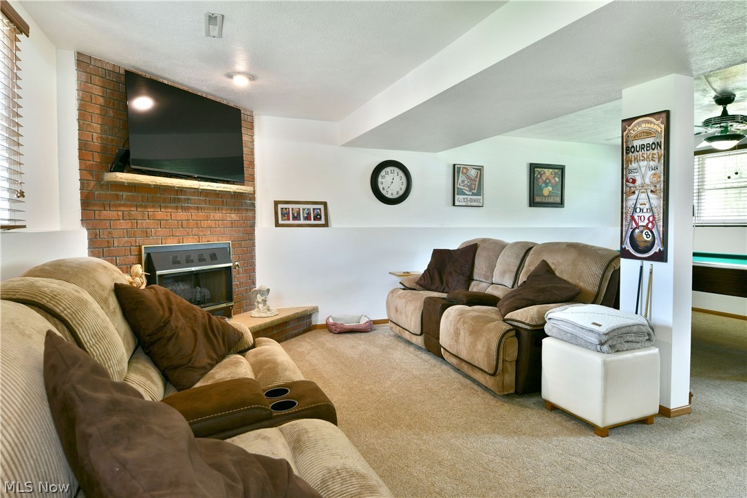 4314 N Park Avenue Cortland OH 44410