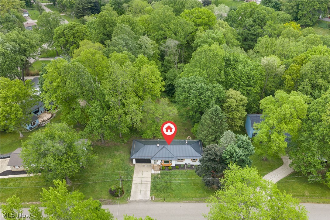 8496 Shadyview Avenue NW Clinton OH 44216