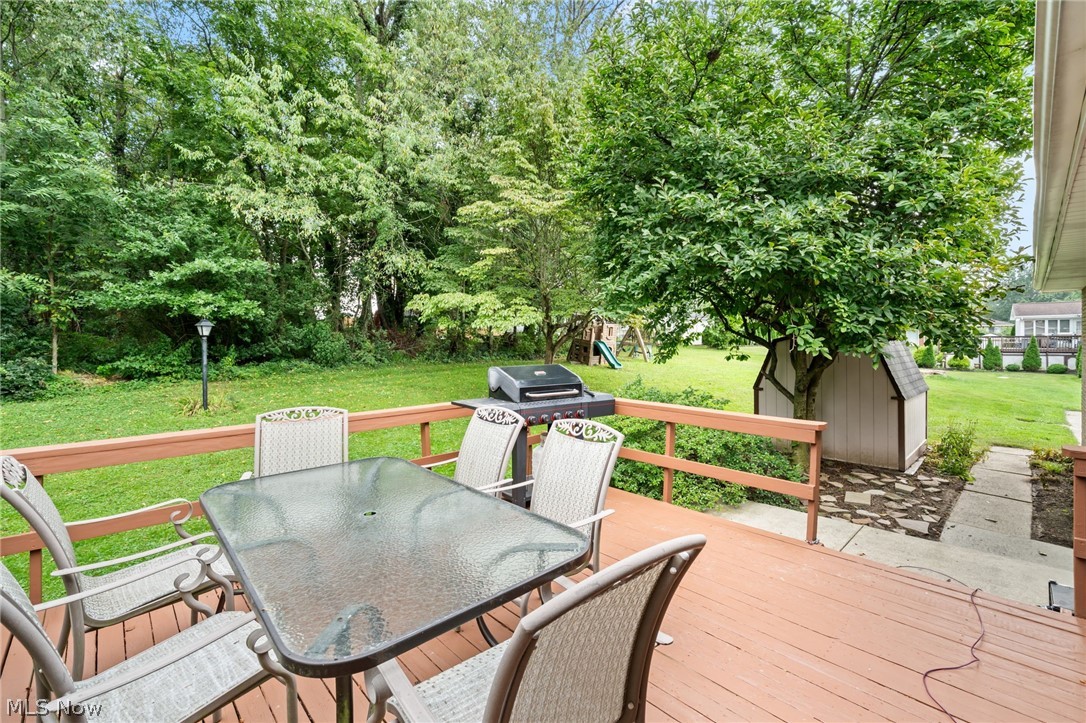 2591 Woodview Road Uniontown OH 44685