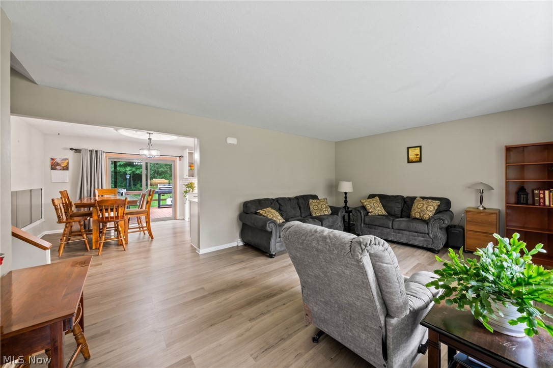 2591 Woodview Road Uniontown OH 44685