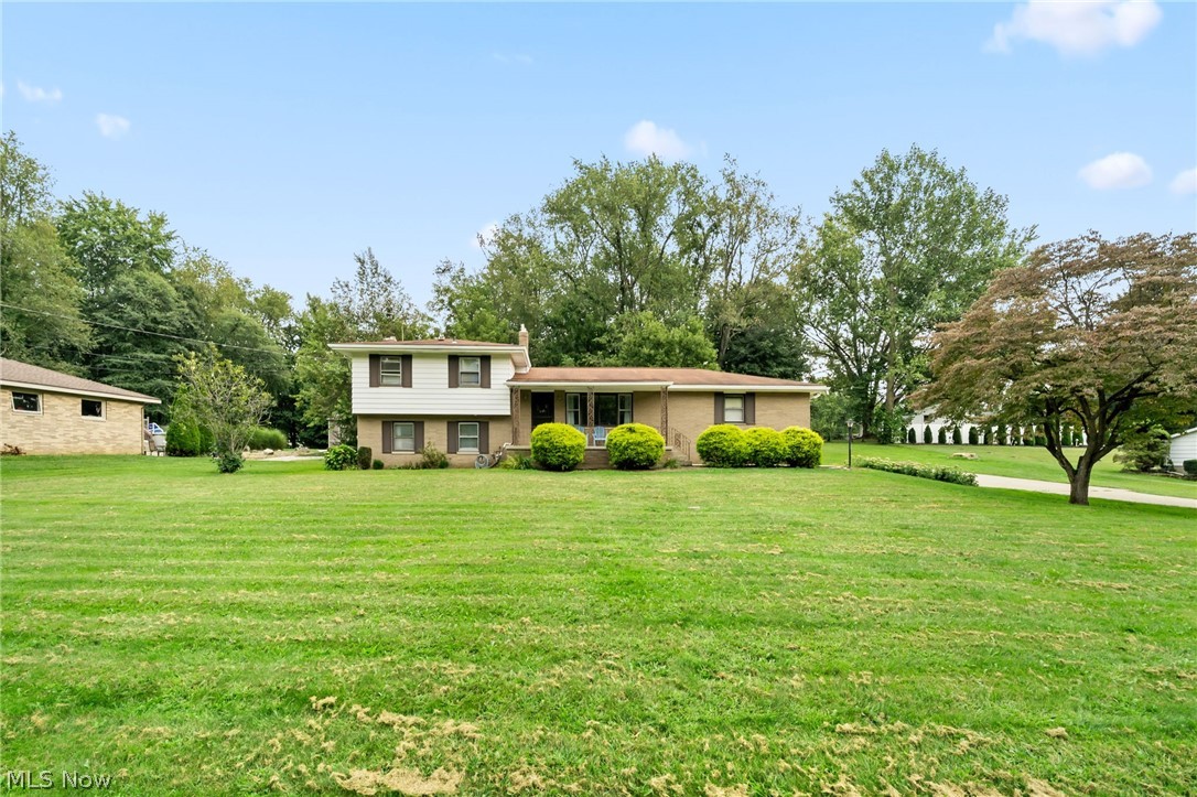 2591 Woodview Road Uniontown OH 44685