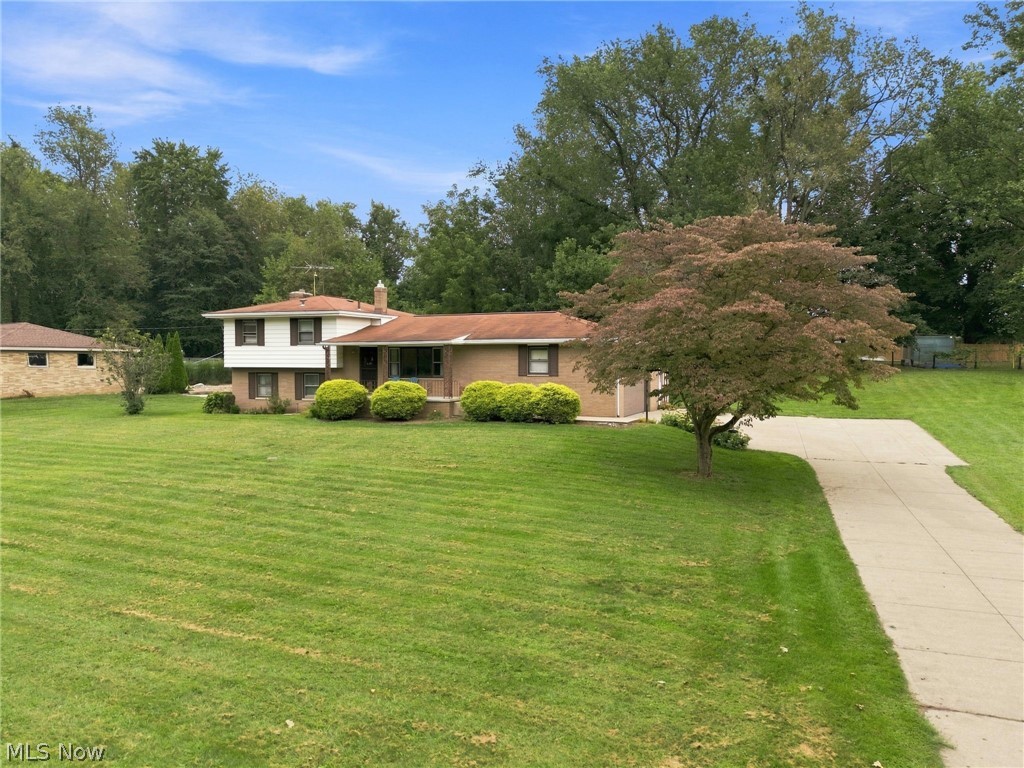2591 Woodview Road Uniontown OH 44685