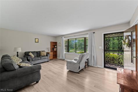 2591 Woodview Road Uniontown OH 44685