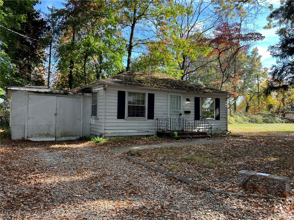 776 Kraus Court Akron OH 44307