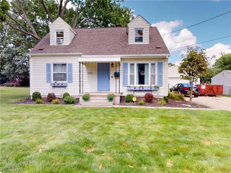 1137 E Archwood Avenue Akron OH 44306