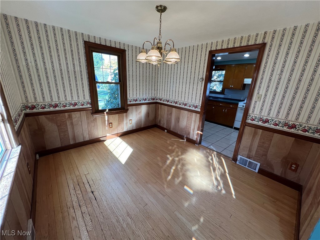 96 Aylesboro Avenue Boardman OH 44512