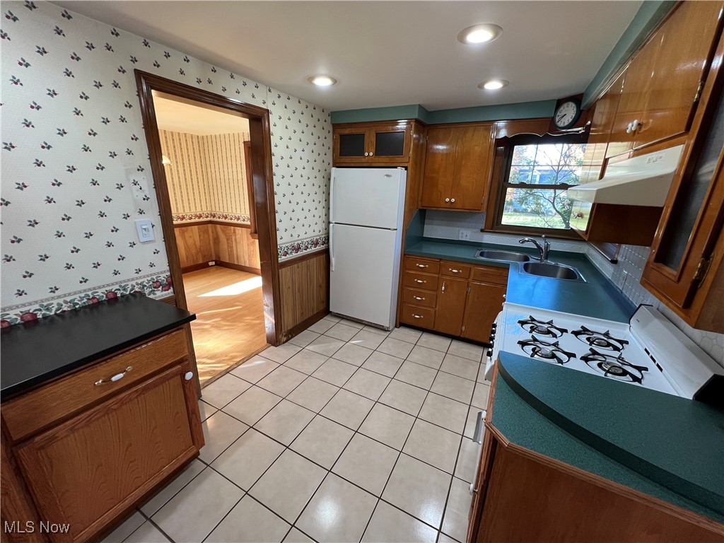96 Aylesboro Avenue Boardman OH 44512