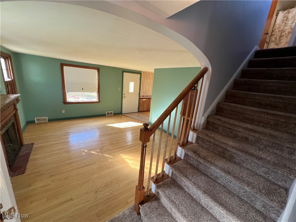 96 Aylesboro Avenue Boardman OH 44512