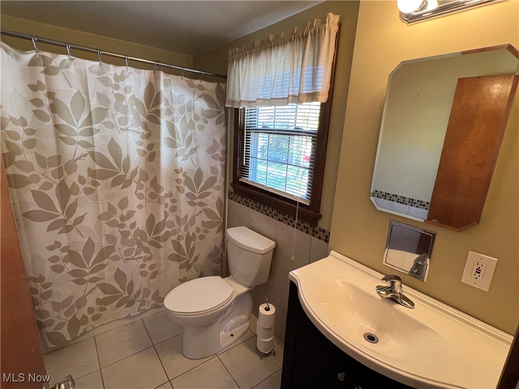 96 Aylesboro Avenue Boardman OH 44512
