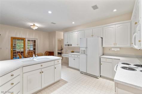 2256 Canterbury Lane Wooster OH 44691