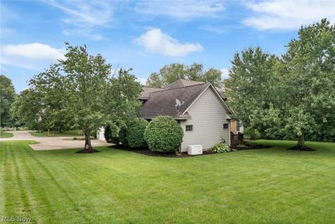 2256 Canterbury Lane Wooster OH 44691