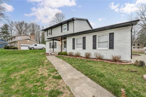 204 Circle Drive Doylestown OH 44230