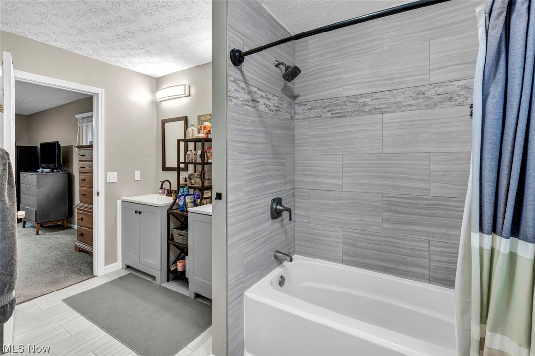 204 Circle Drive Doylestown OH 44230