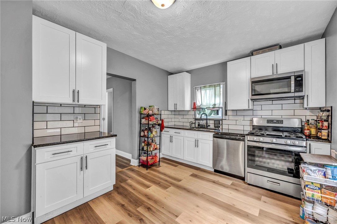 3146 W 90th Street Cleveland OH 44102