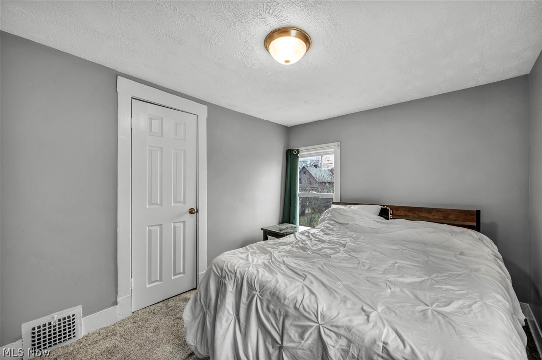 3146 W 90th Street Cleveland OH 44102