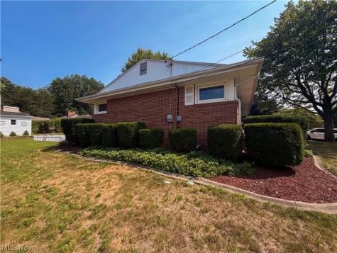 3522 Norman Avenue NW Canton OH 44709