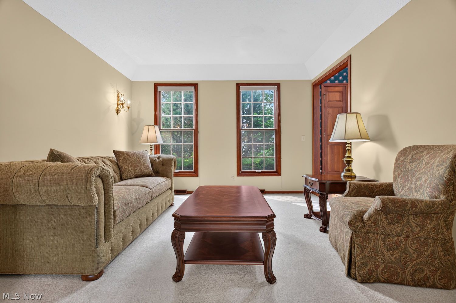 1990 Clover Circle Hinckley OH 44233