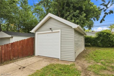 3615 W 134th Street Cleveland OH 44111