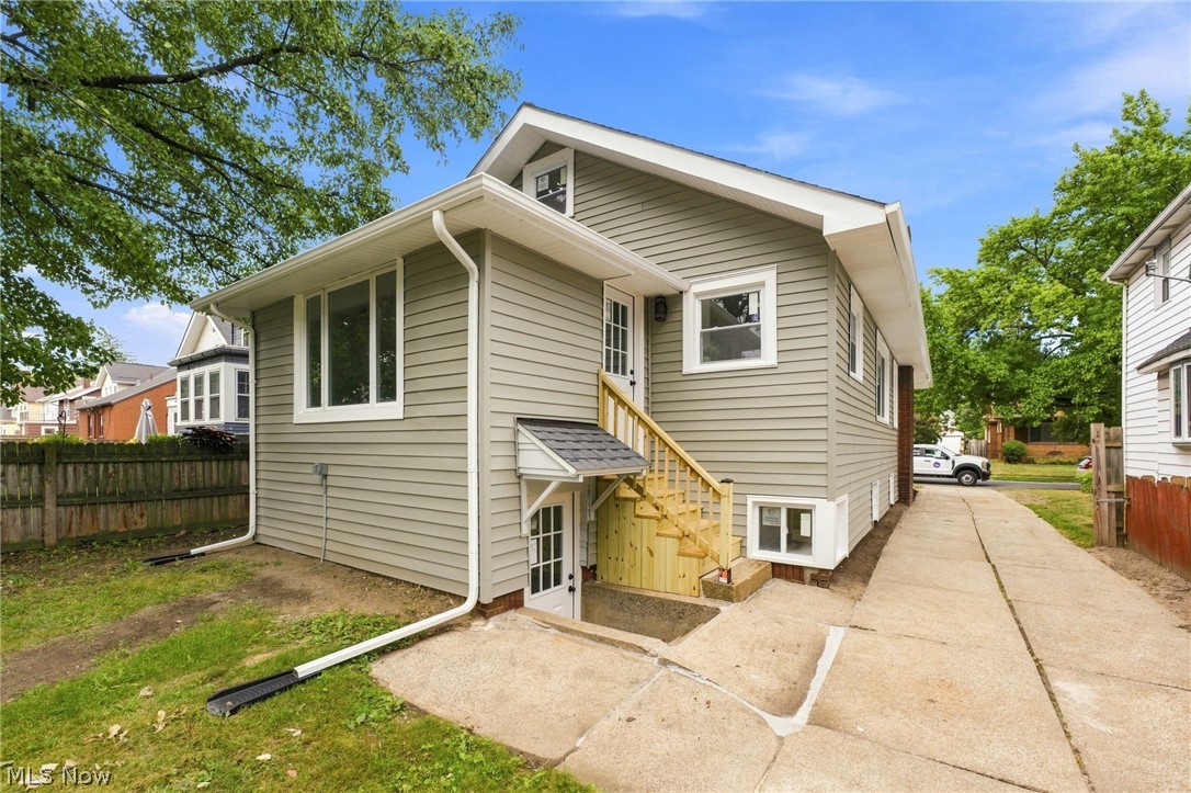3615 W 134th Street Cleveland OH 44111