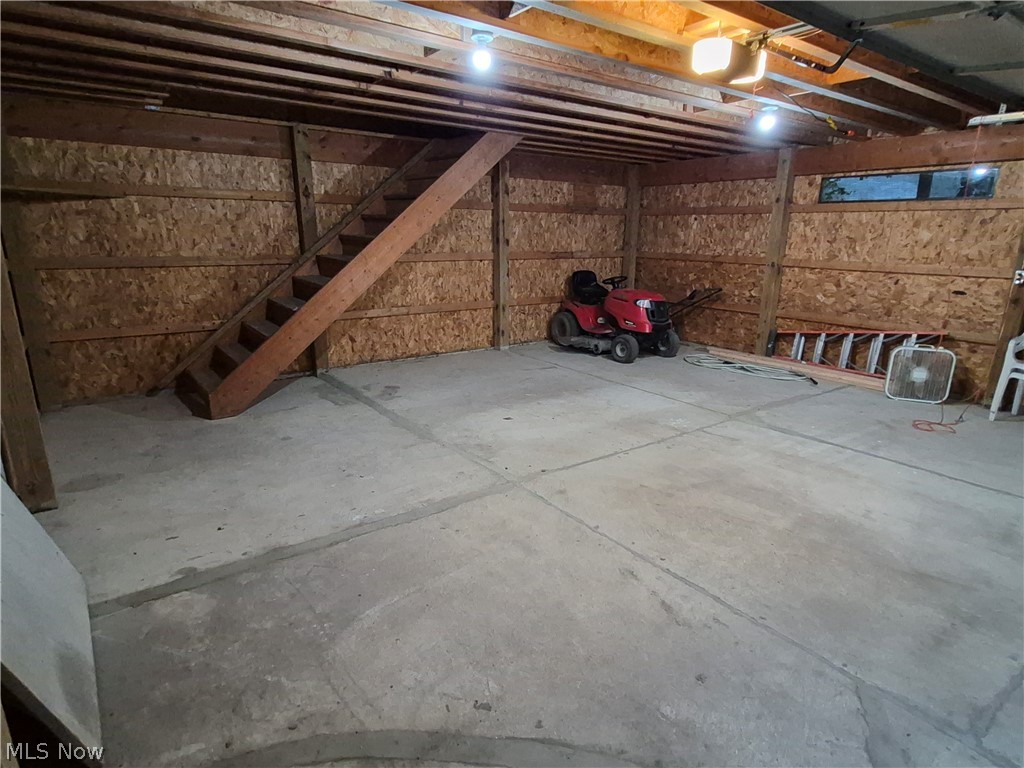 4010-4011 Larch Place West Salem OH 44287
