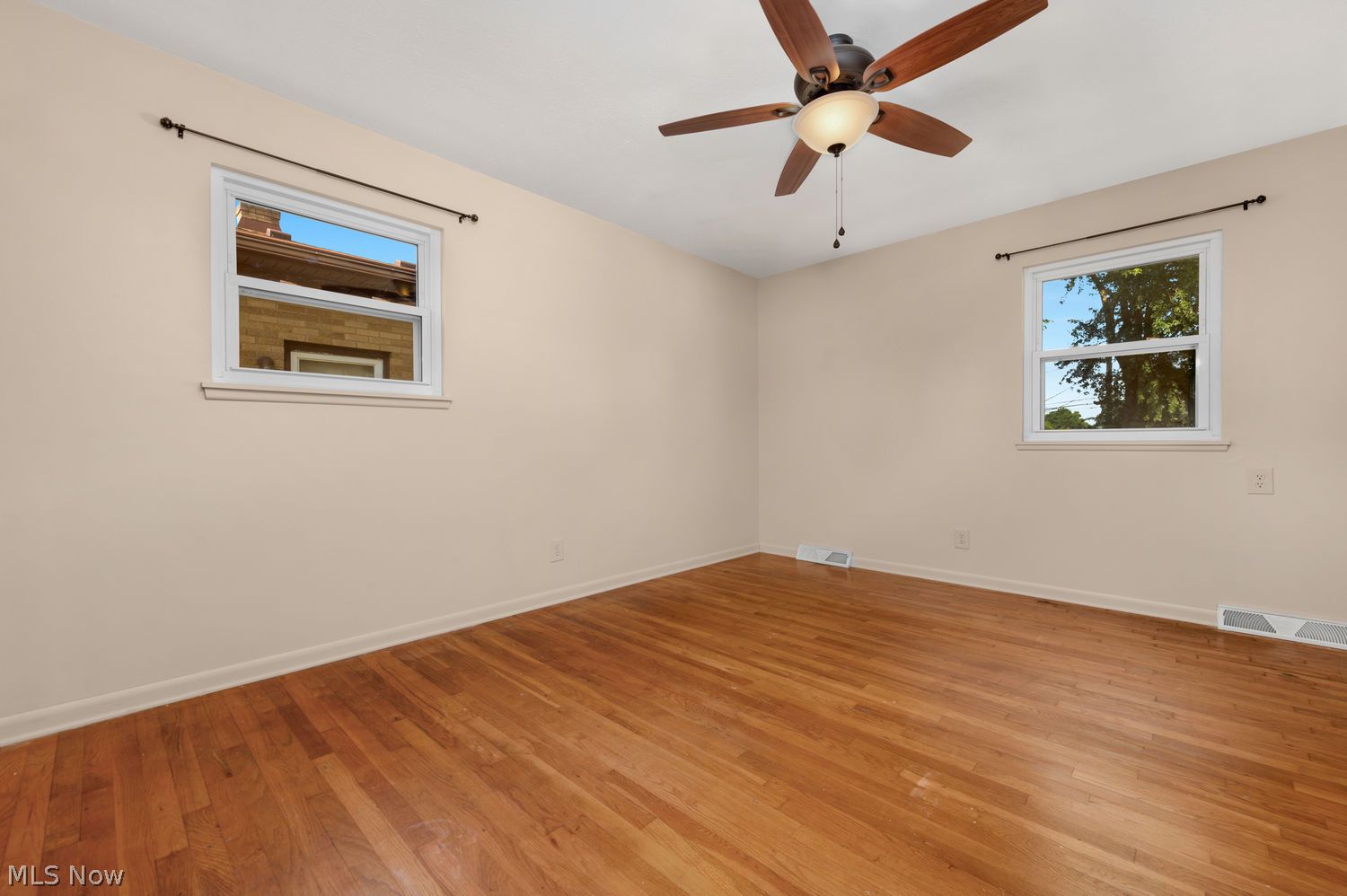 6176 Carol Drive Brook Park OH 44142