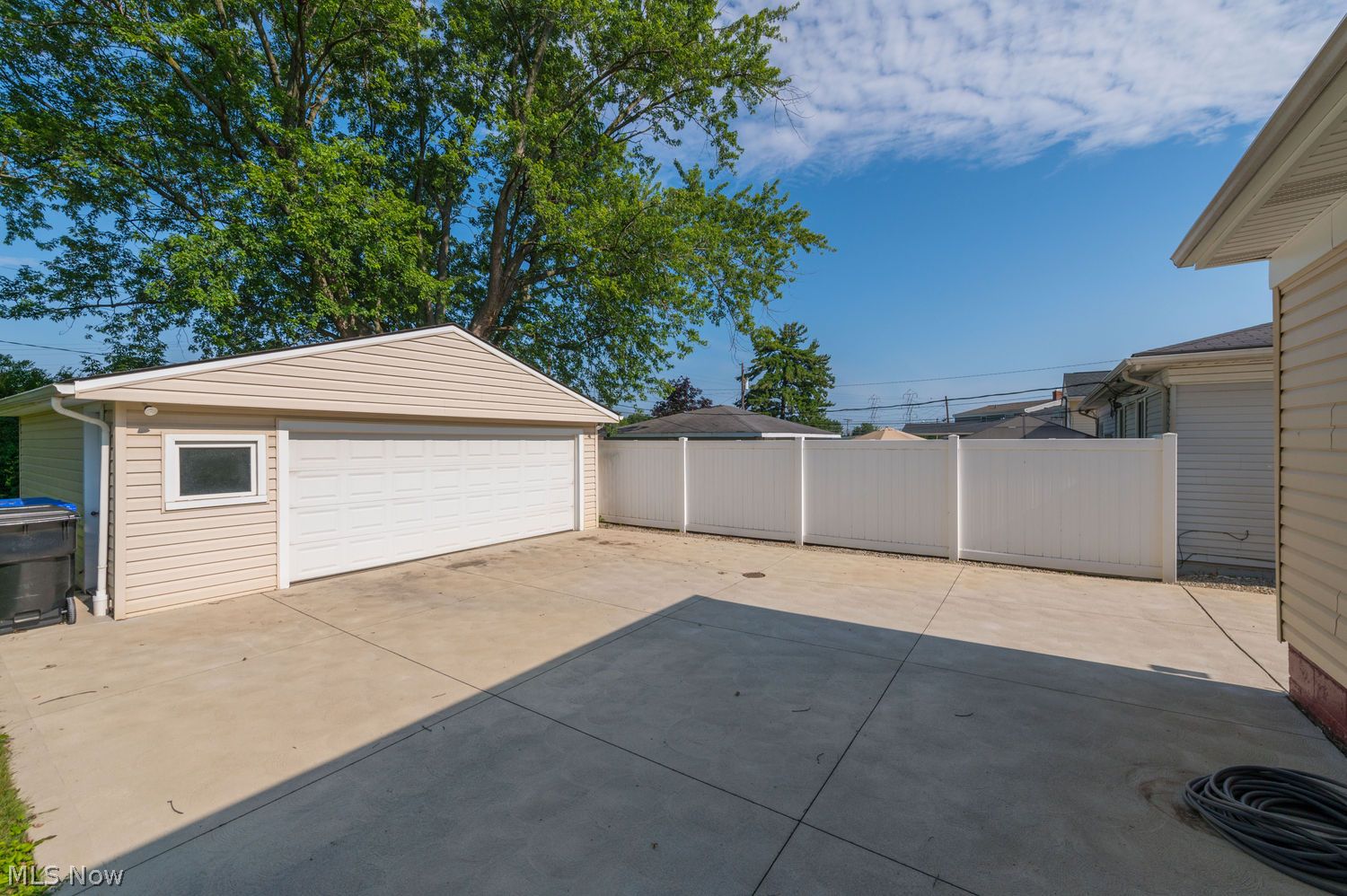 6176 Carol Drive Brook Park OH 44142