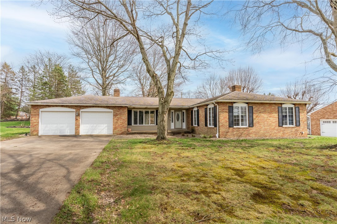 210 Cypress Avenue Louisville OH 44641