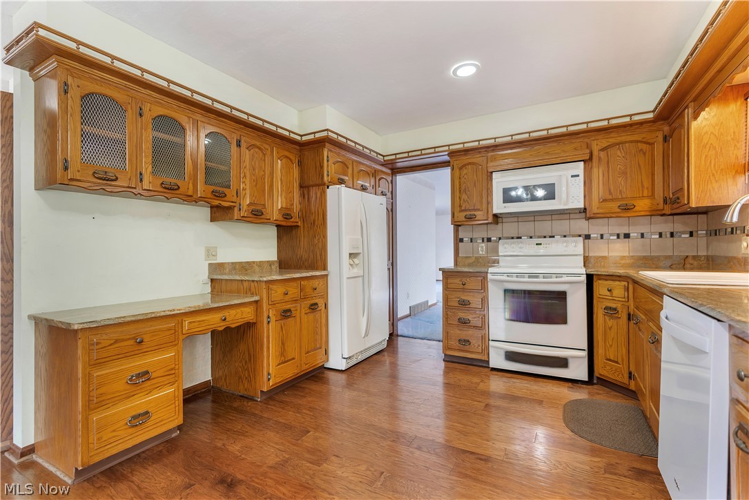 210 Cypress Avenue Louisville OH 44641