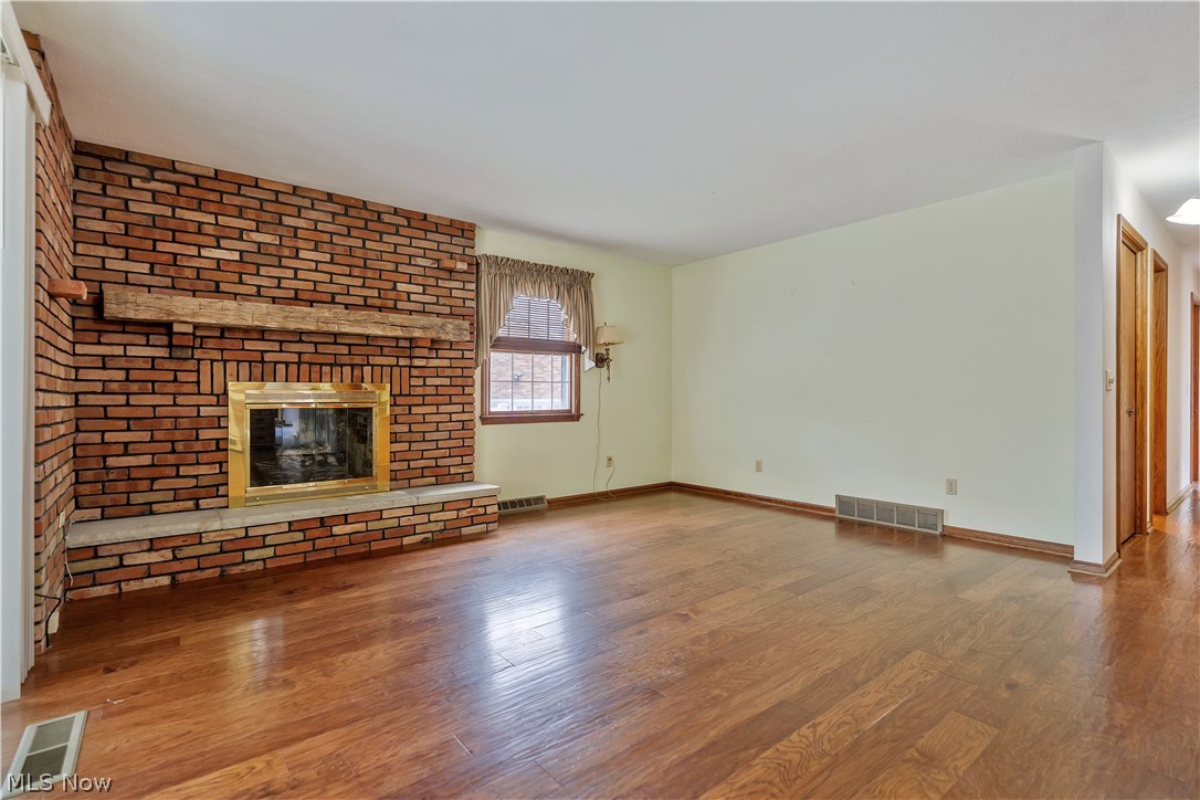 210 Cypress Avenue Louisville OH 44641