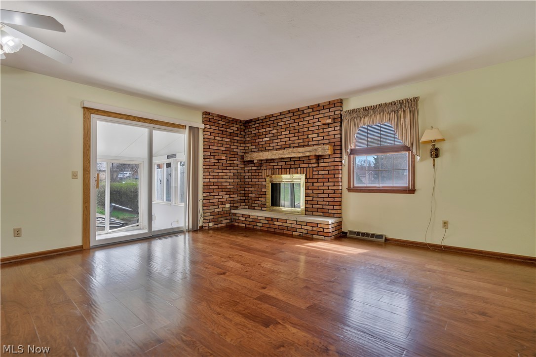210 Cypress Avenue Louisville OH 44641
