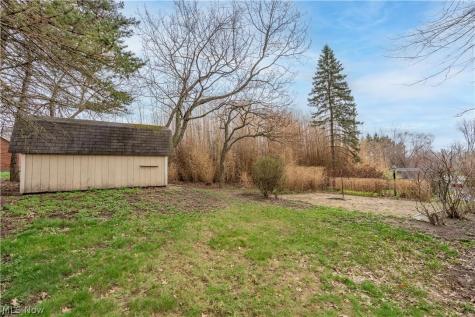210 Cypress Avenue Louisville OH 44641