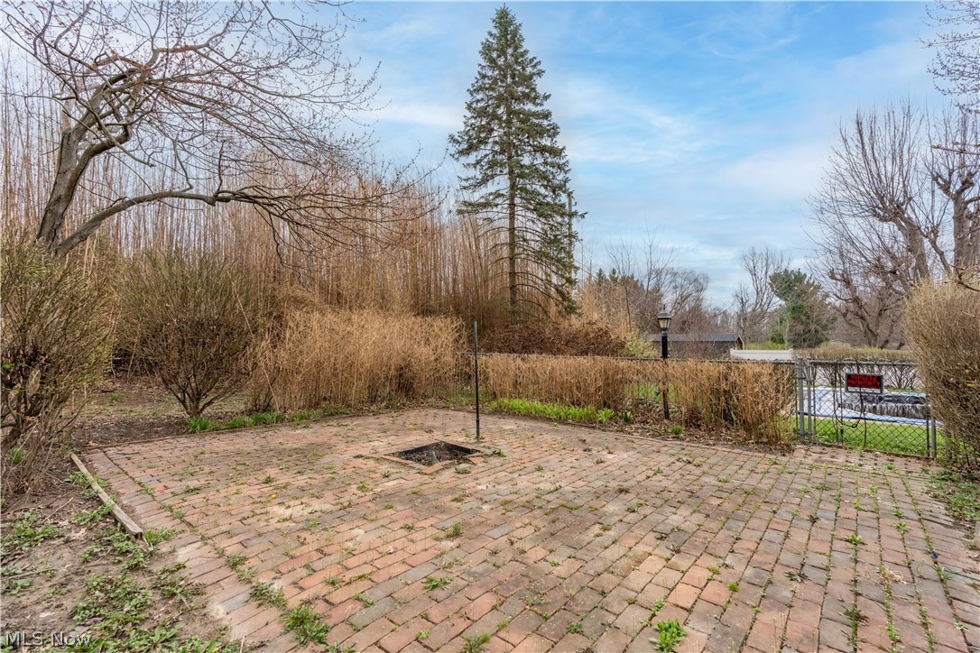 210 Cypress Avenue Louisville OH 44641