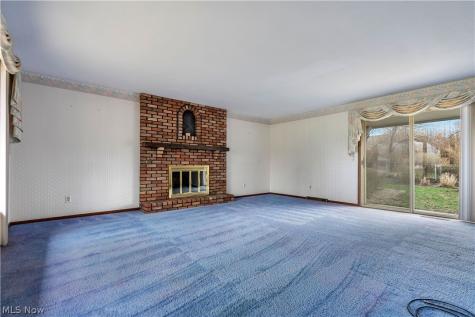 210 Cypress Avenue Louisville OH 44641