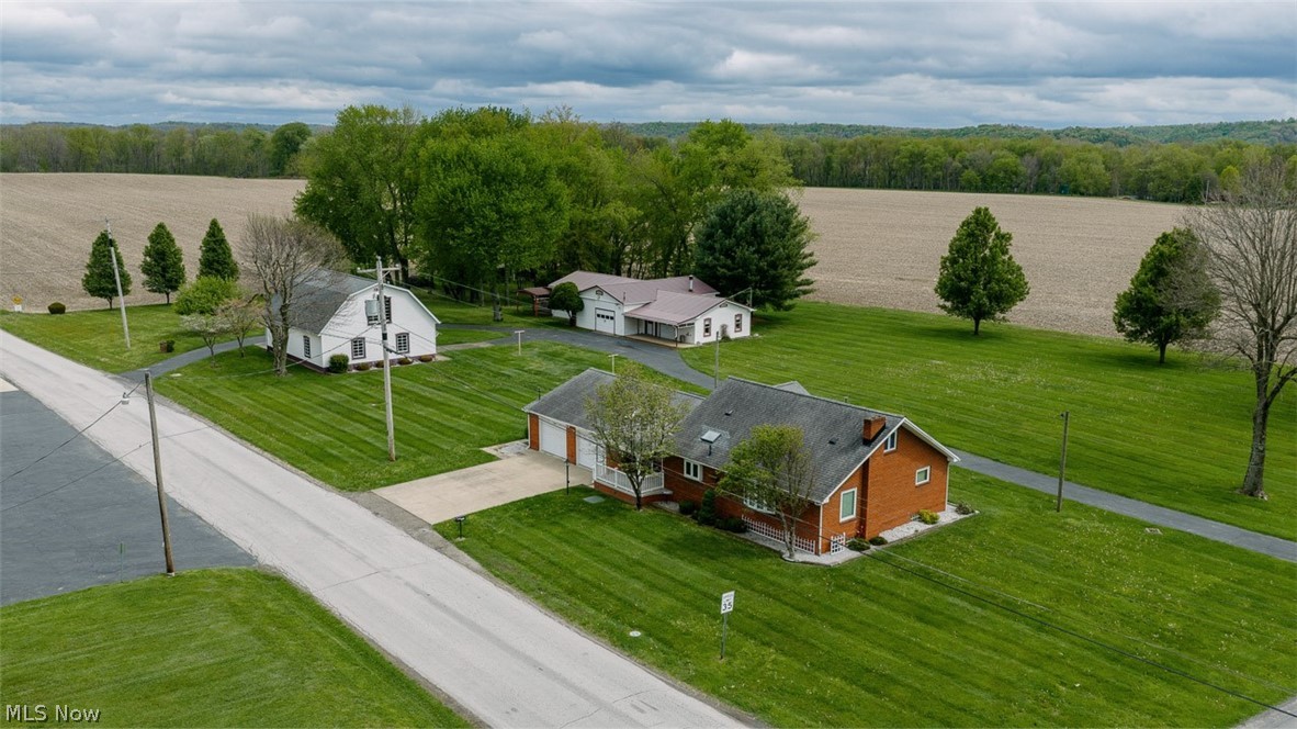 8010 Elson Street SE Waynesburg OH 44688