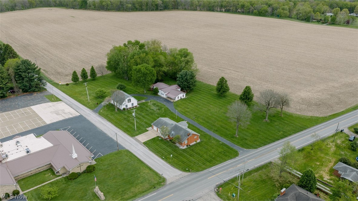 8010 Elson Street SE Waynesburg OH 44688