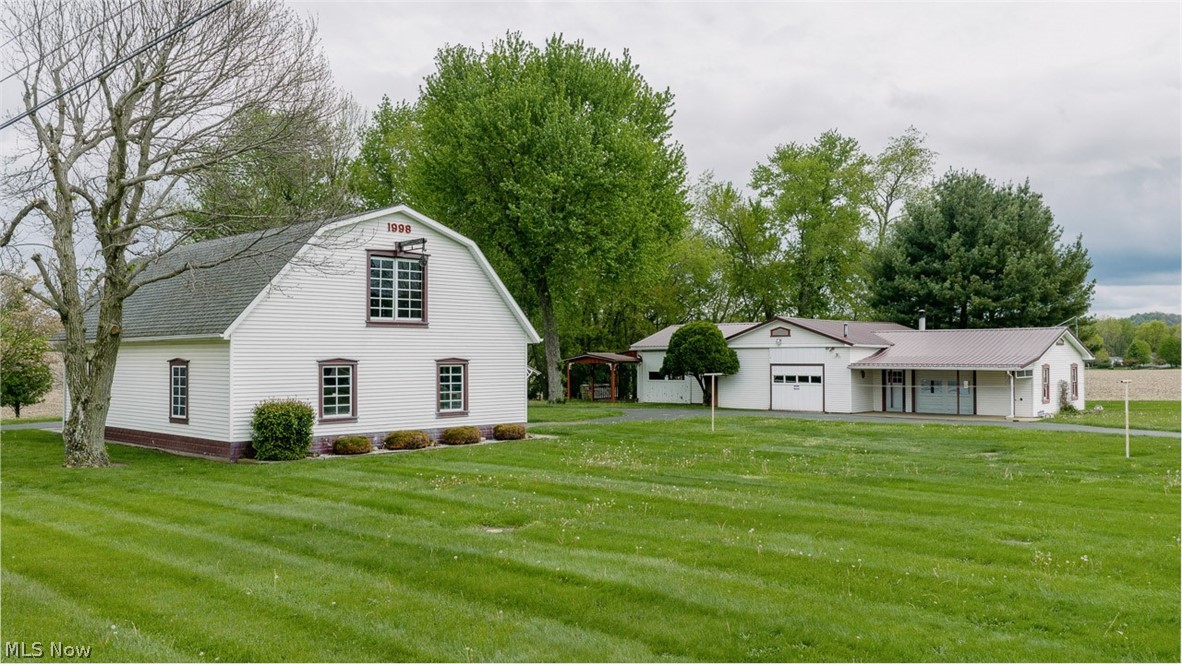 8010 Elson Street SE Waynesburg OH 44688