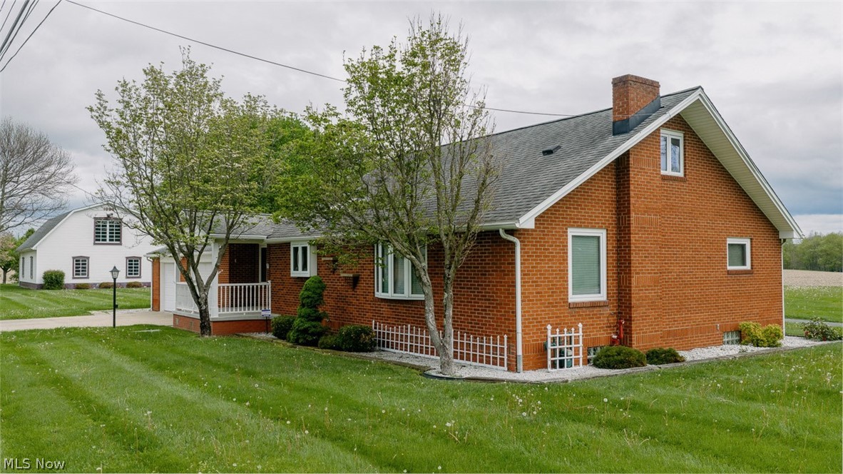 8010 Elson Street SE Waynesburg OH 44688