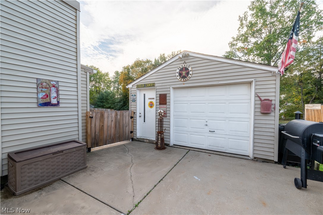 140 S Bon Air Avenue Youngstown OH 44509