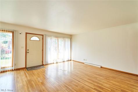 2669 Nesmith Lake Boulevard Akron OH 44314