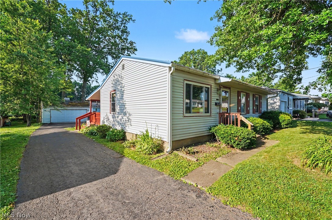1834 Cleveland Street Salem OH 44460