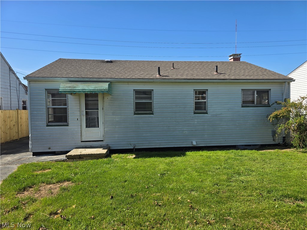 1122 Detroit Avenue Youngstown OH 44502