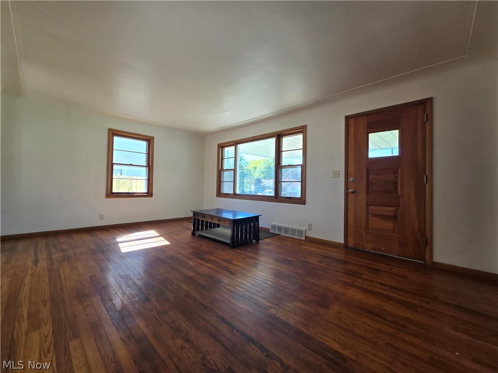 1122 Detroit Avenue Youngstown OH 44502
