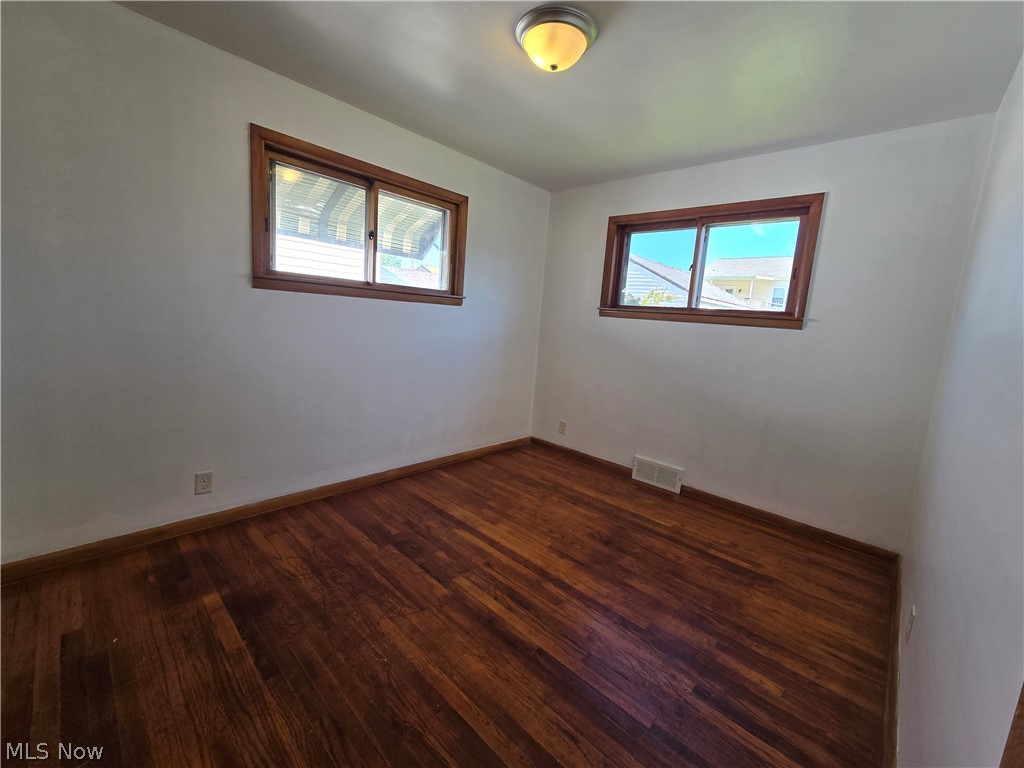1122 Detroit Avenue Youngstown OH 44502